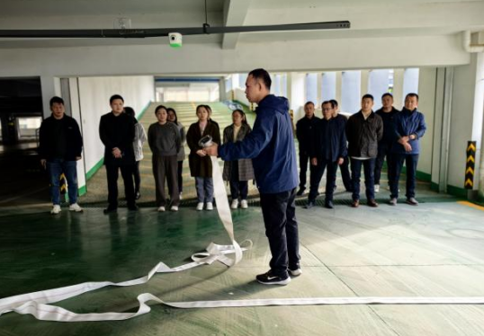 安全在线｜交通产业 ■澳门十大棋牌排行榜最新■澳门十大棋牌排行榜推荐 召开“消防宣传月”系列活动